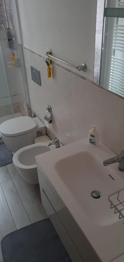 Scacciapensieri Vicino Al Policlinico E Al Centro Citta Apartment Siena Luaran gambar